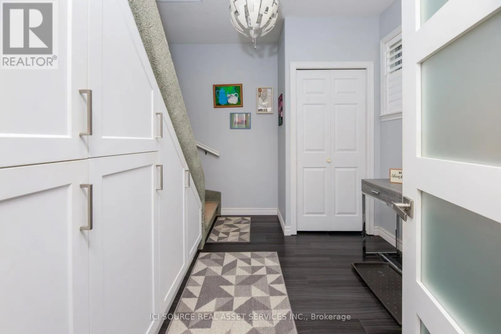 95 ROBERTSON AVENUE
