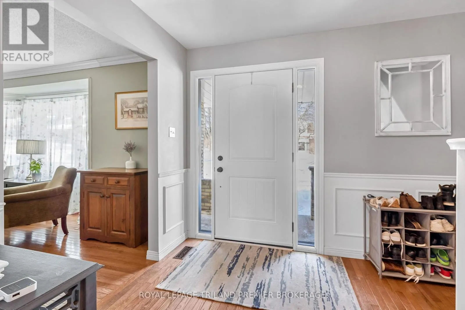 31 FOXCROFT CRESCENT