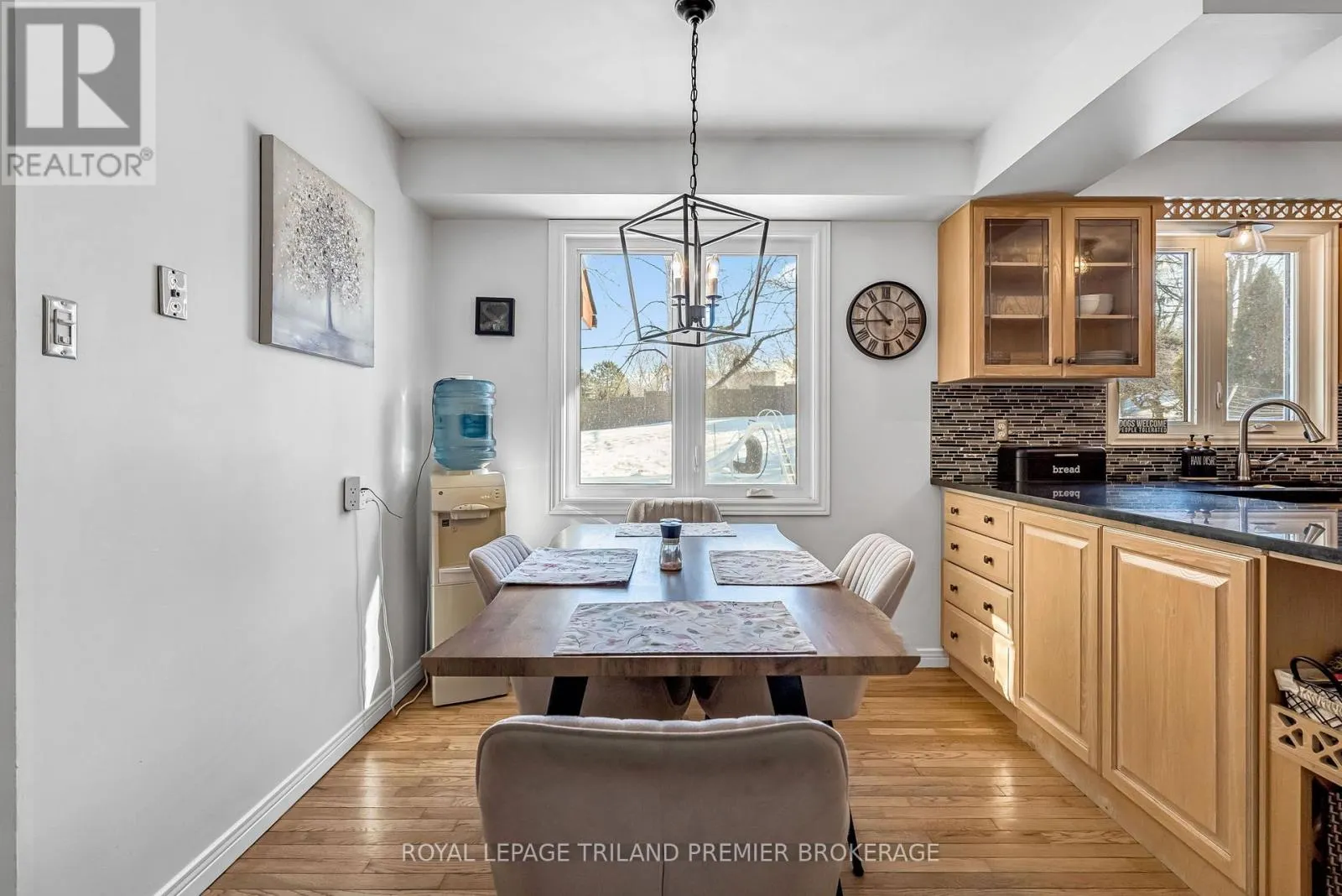 31 FOXCROFT CRESCENT