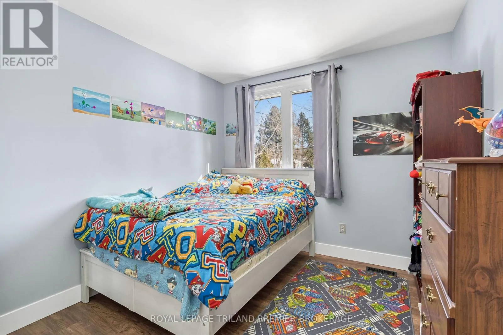 31 FOXCROFT CRESCENT