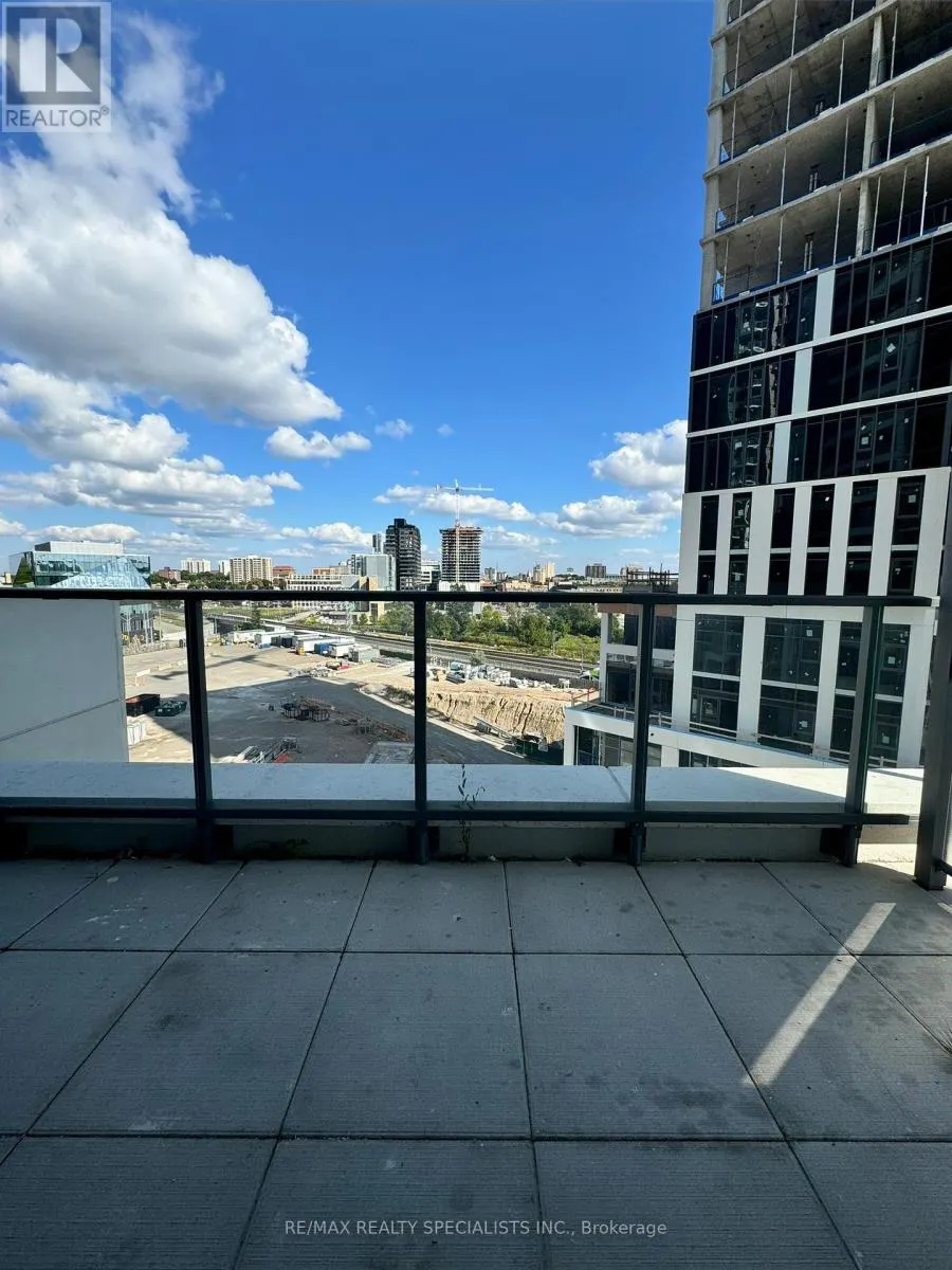 405 - 15 WELLINGTON STREET