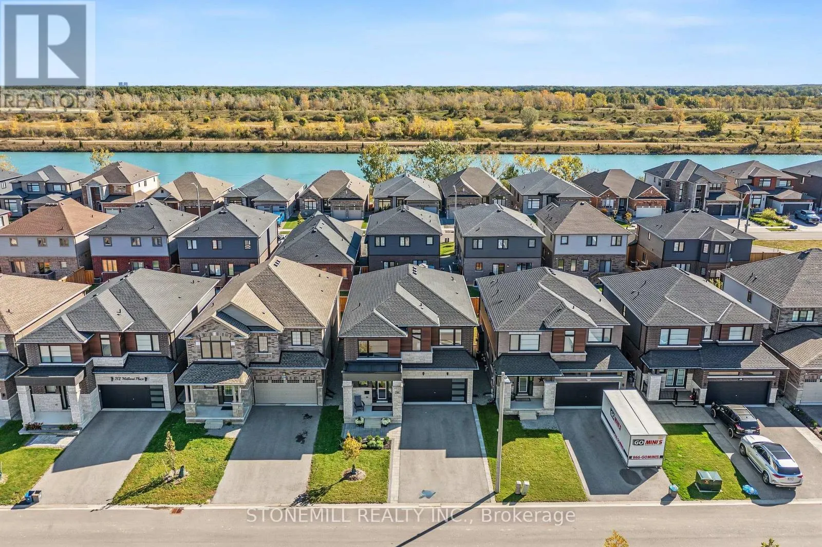 226 MIDLAND PLACE