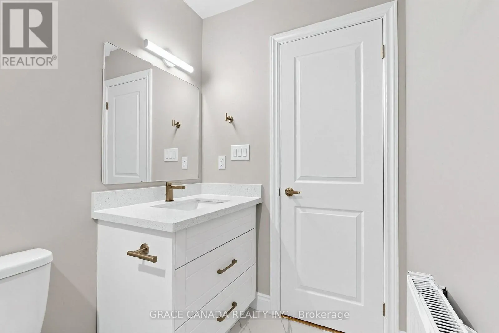 UNIT 8 - 71 SANFORD AVENUE S