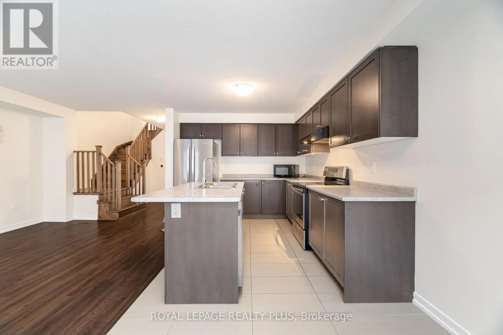 12 PAGEBROOK CRESCENT