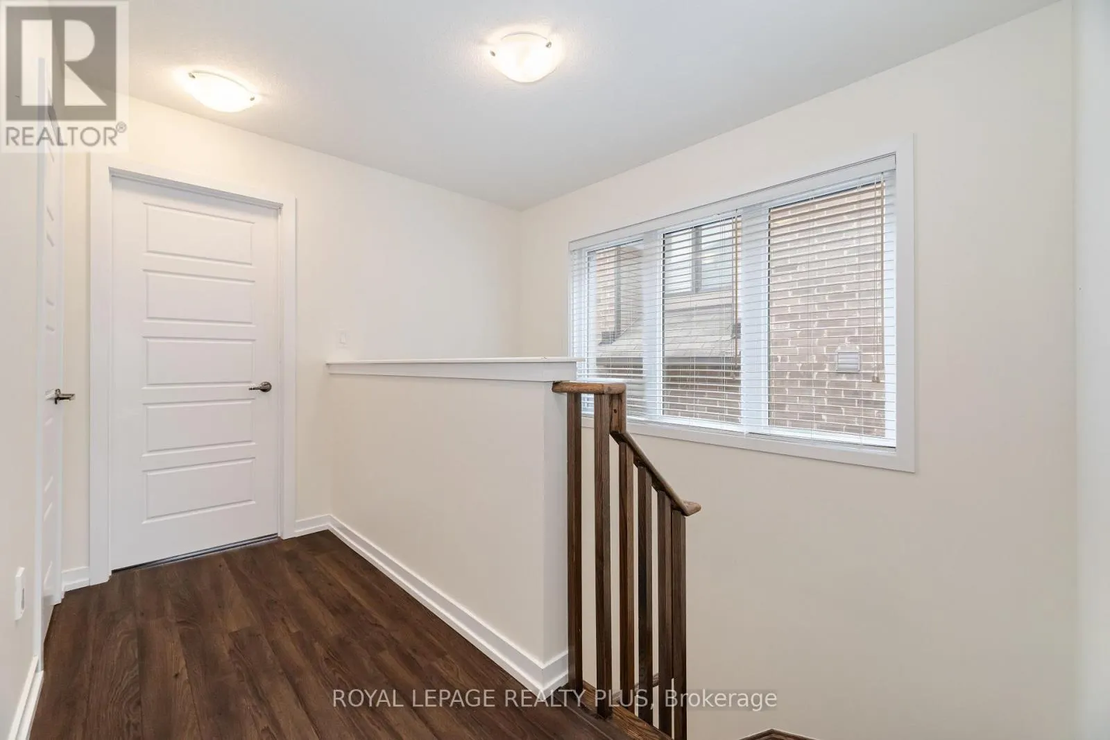 12 PAGEBROOK CRESCENT