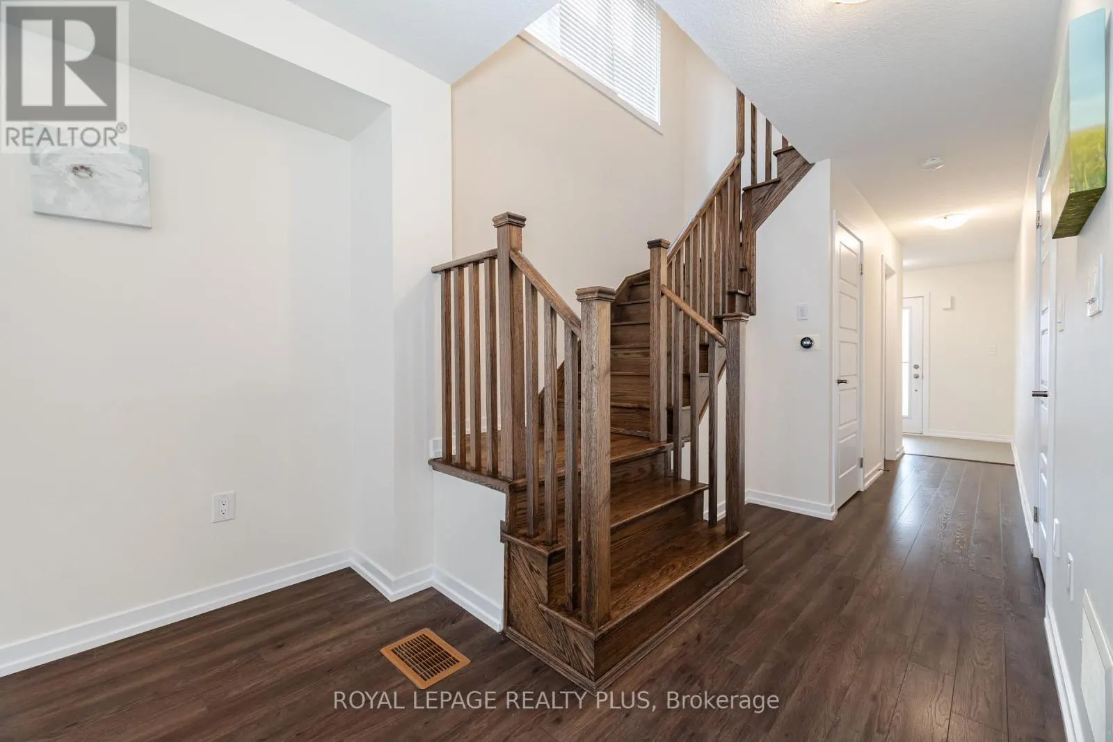 12 PAGEBROOK CRESCENT