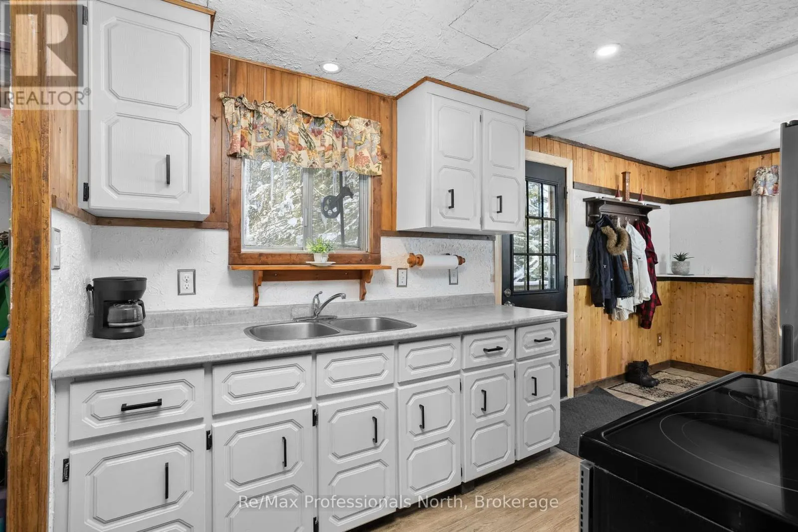 1465 FALKENBURG ROAD