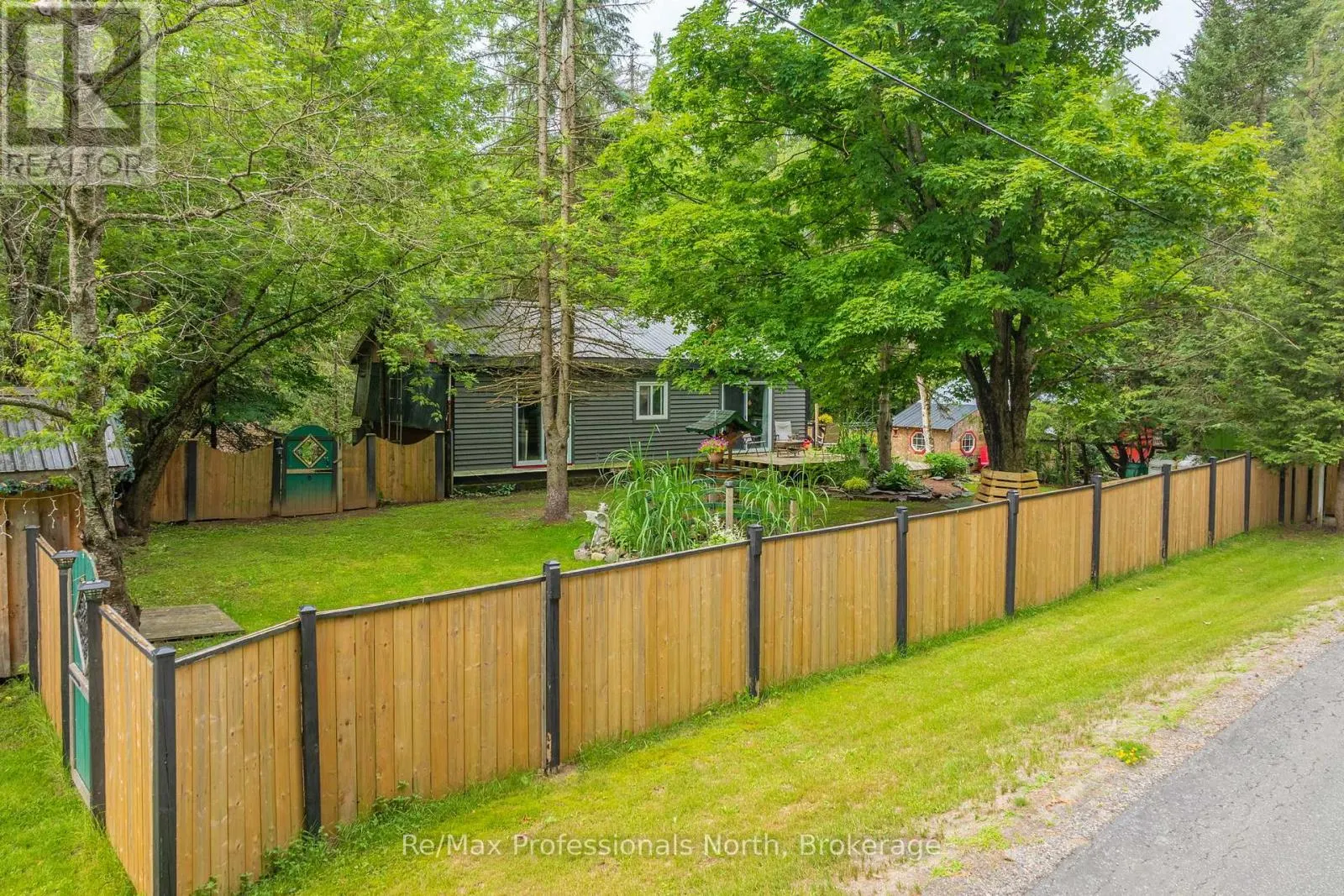 1465 FALKENBURG ROAD