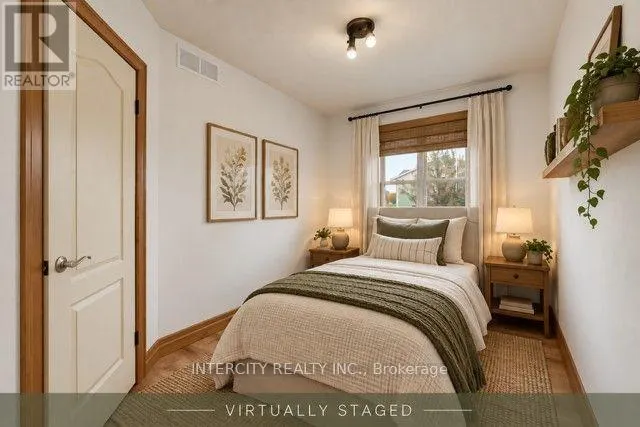 3 TORRANCE LANE