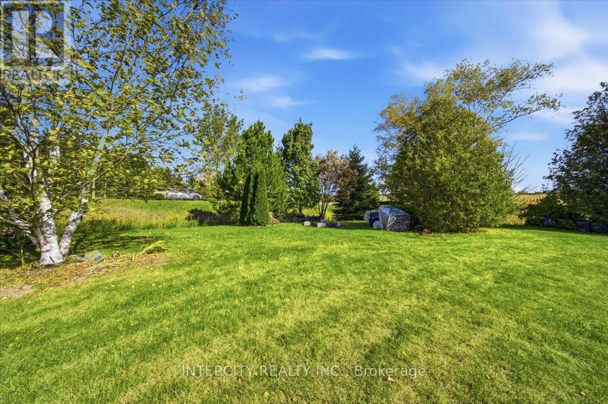 3 TORRANCE LANE