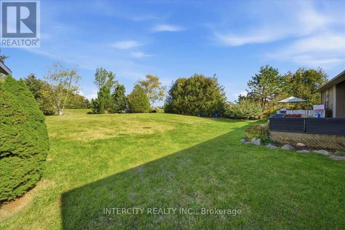 3 TORRANCE LANE