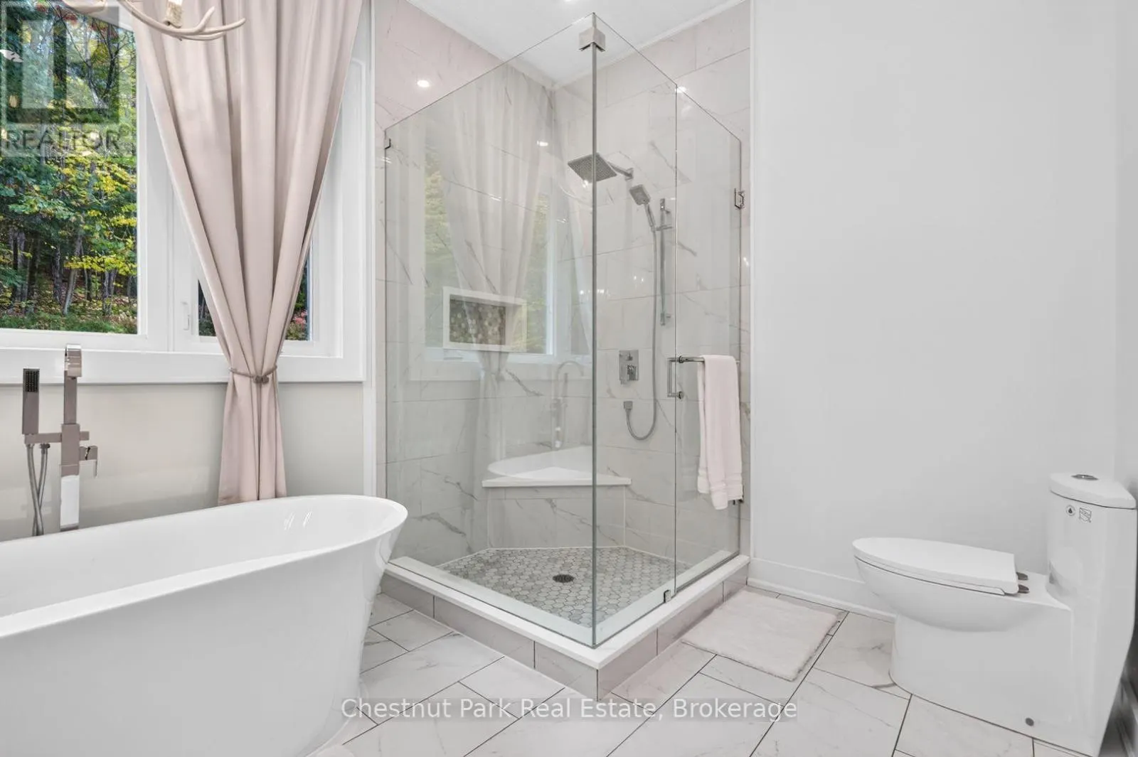 1204 CHARLIE THOMPSON ROAD