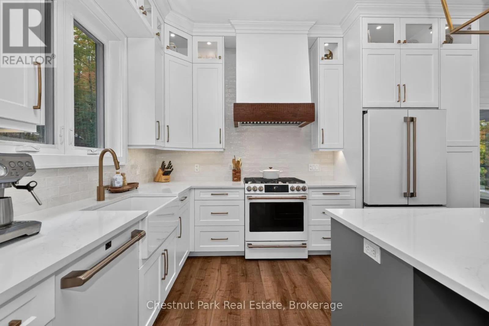 1204 CHARLIE THOMPSON ROAD