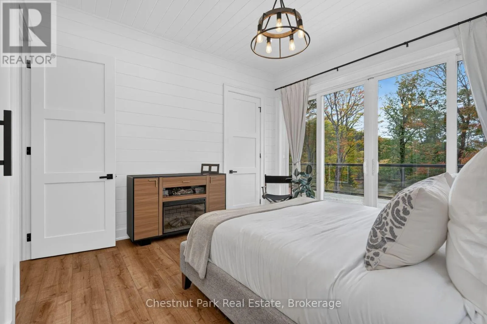1204 CHARLIE THOMPSON ROAD