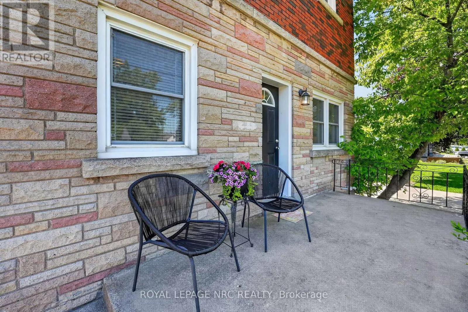 185 CATHERINE STREET