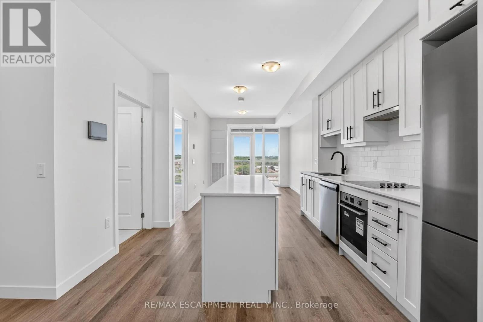 703 - 461 GREEN ROAD