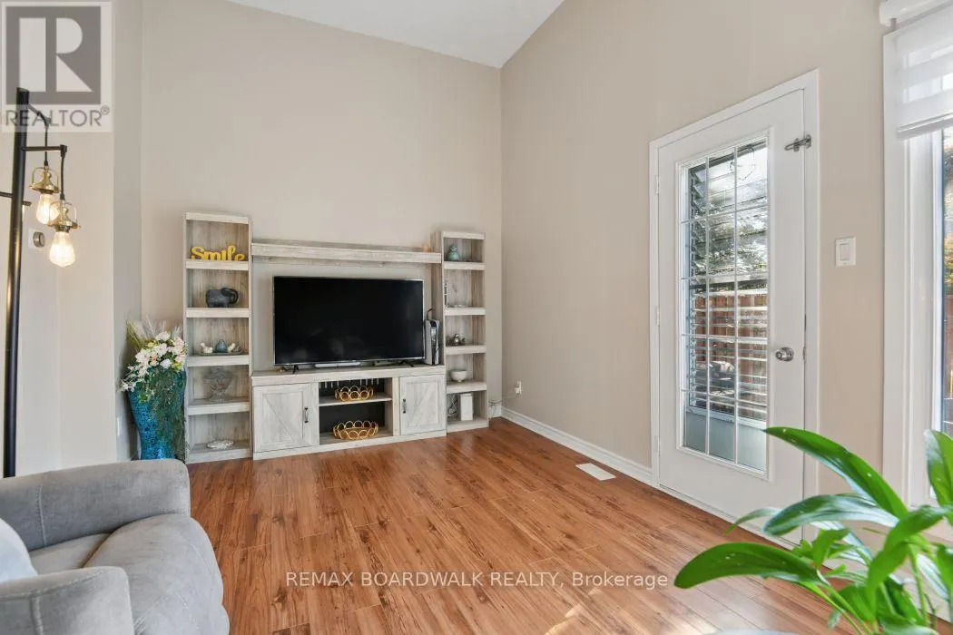 17 - 2296 ORIENT PARK DRIVE