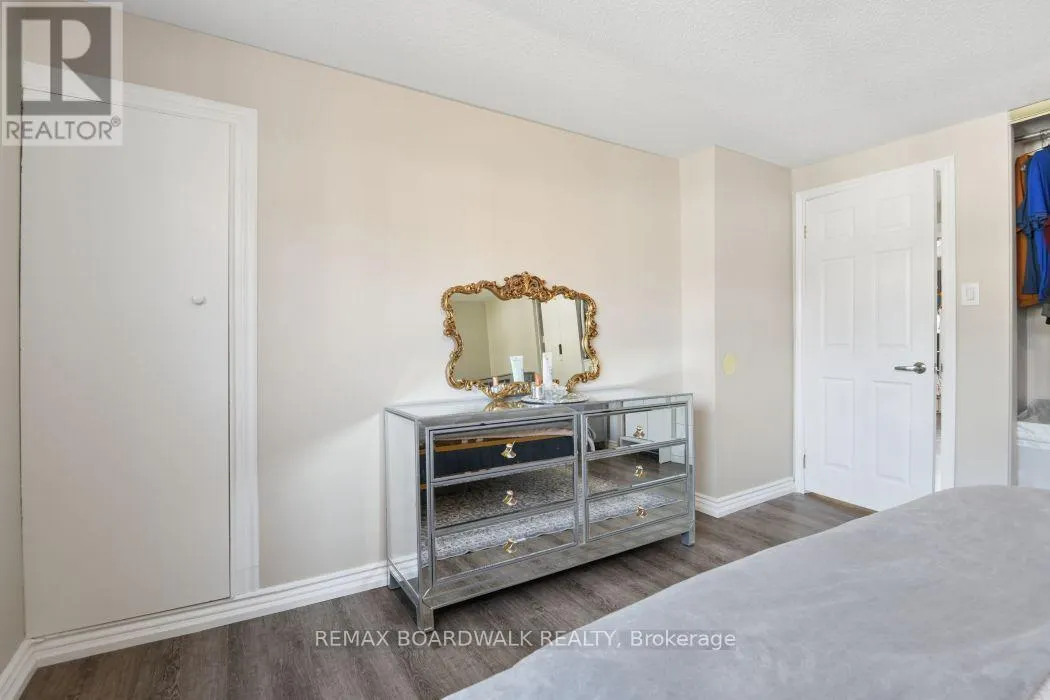 17 - 2296 ORIENT PARK DRIVE