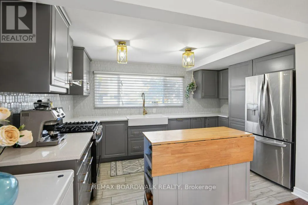 17 - 2296 ORIENT PARK DRIVE