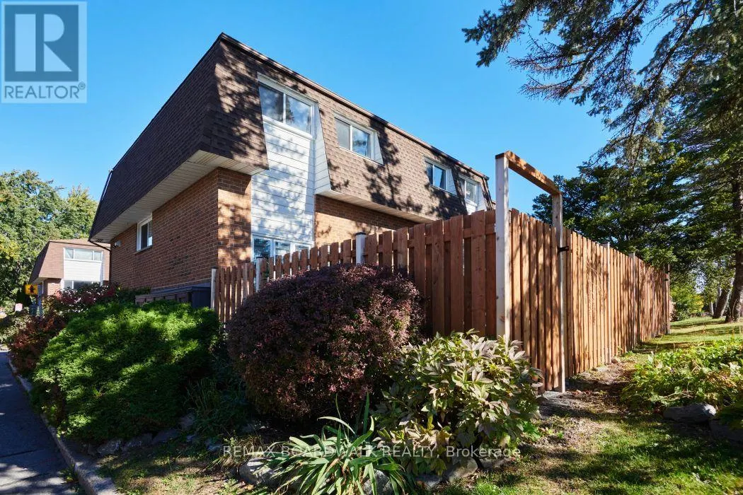 17 - 2296 ORIENT PARK DRIVE