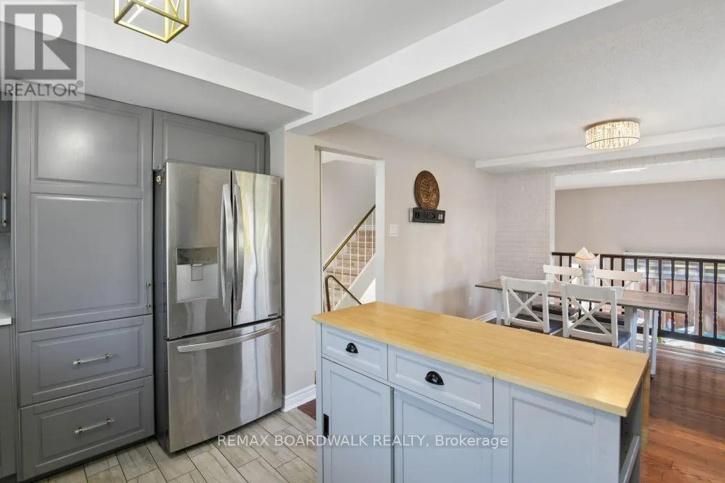 17 - 2296 ORIENT PARK DRIVE