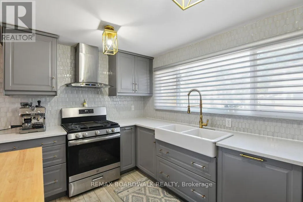 17 - 2296 ORIENT PARK DRIVE
