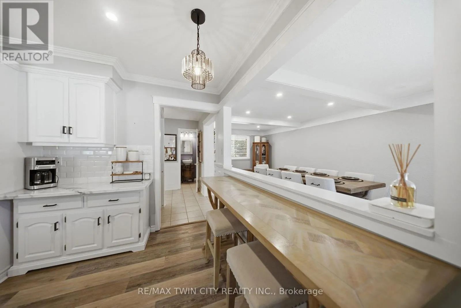 25 CEDARLAND DRIVE