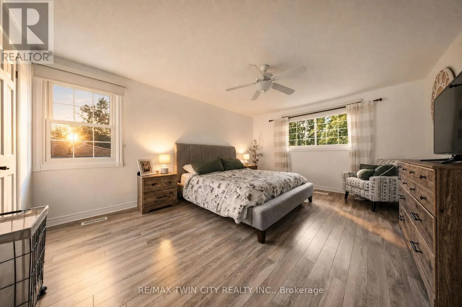 25 CEDARLAND DRIVE