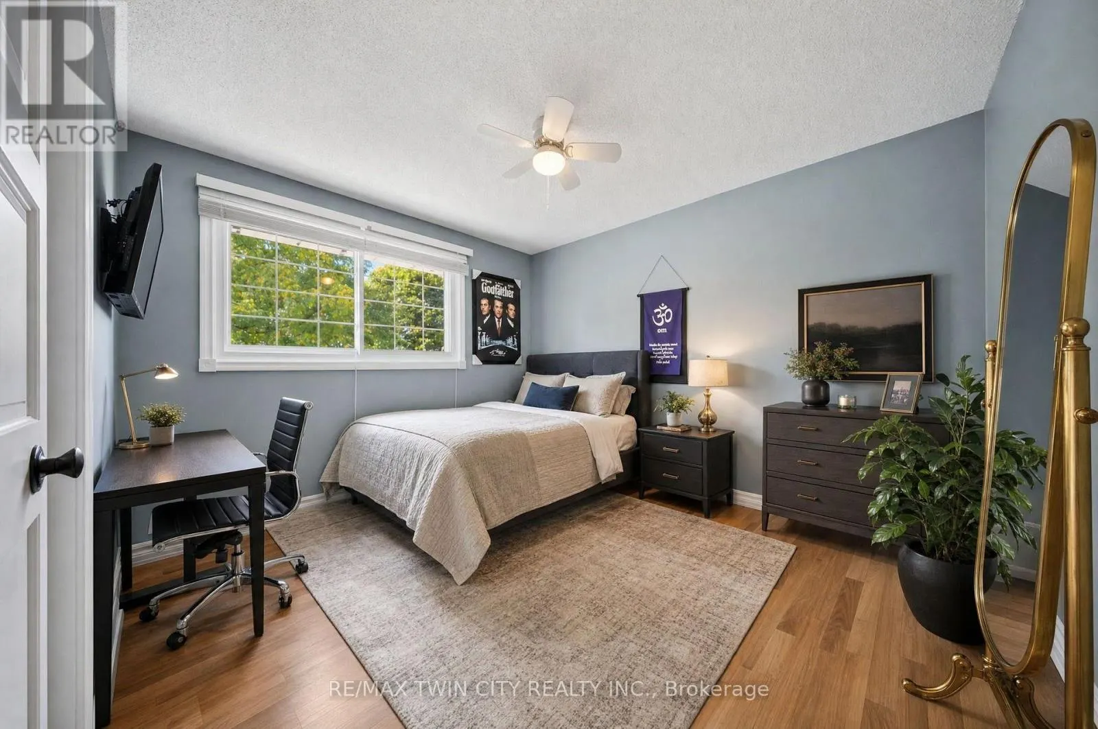 25 CEDARLAND DRIVE