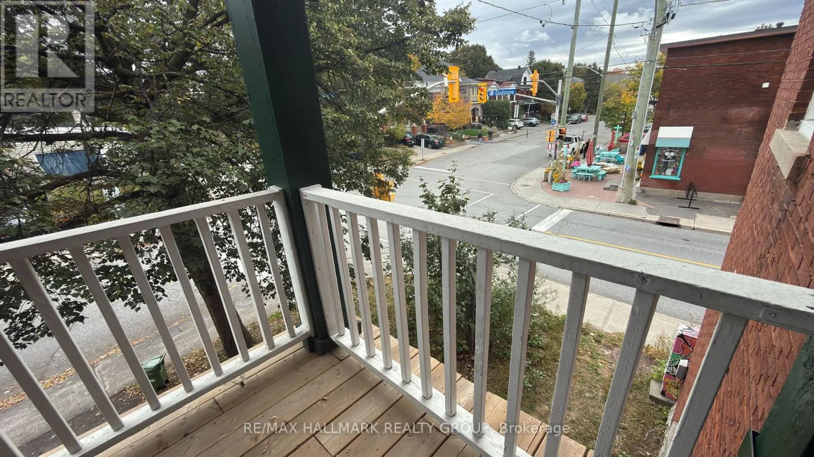 3 - 94 FAIRMONT AVENUE