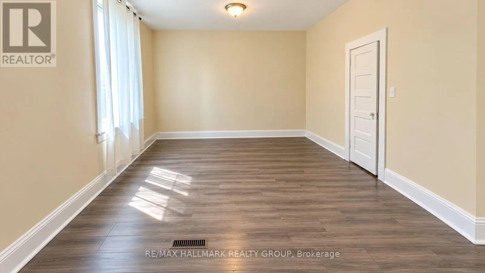 3 - 94 FAIRMONT AVENUE