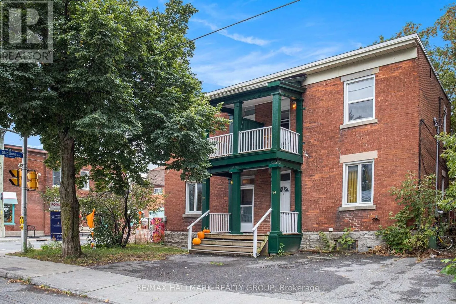 3 - 94 FAIRMONT AVENUE