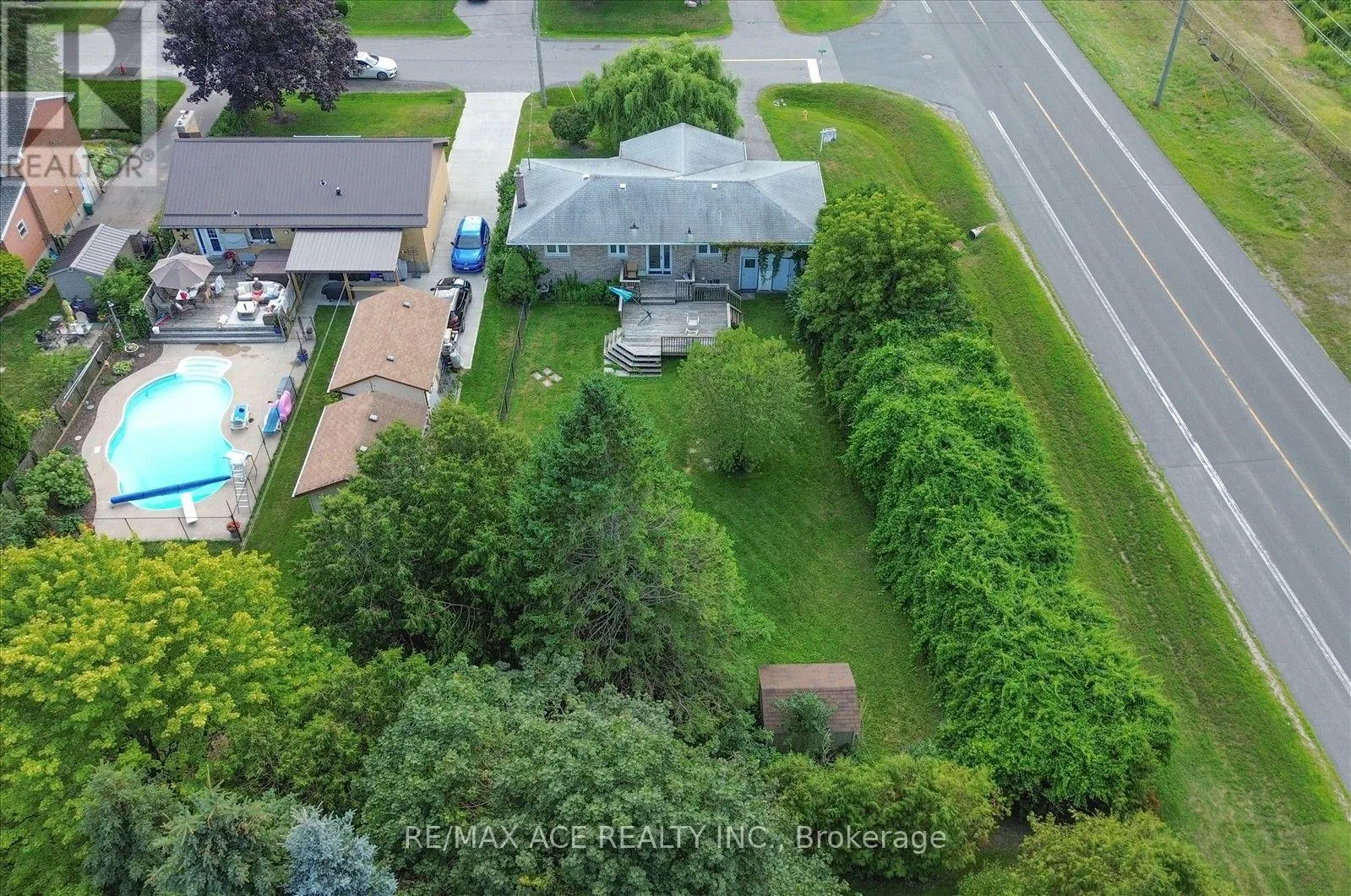 18 HENEAGE STREET
