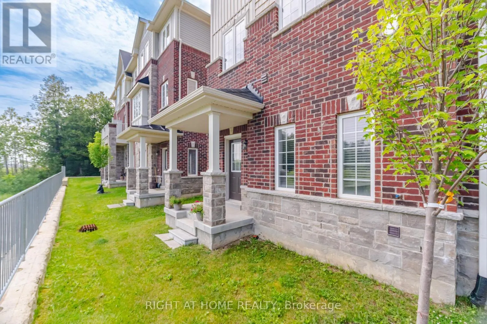 73 - 88 DECORSO DRIVE