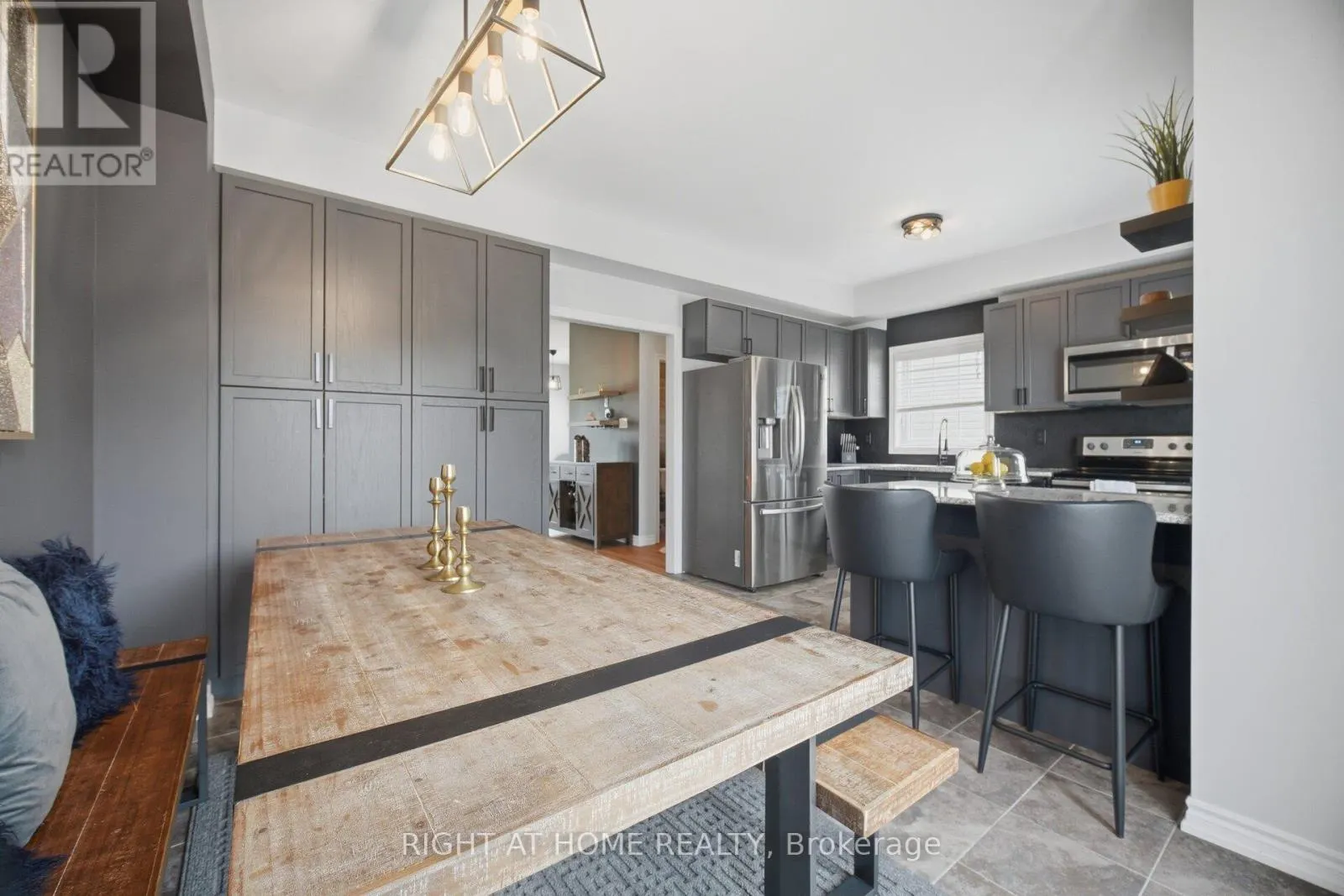 73 - 88 DECORSO DRIVE