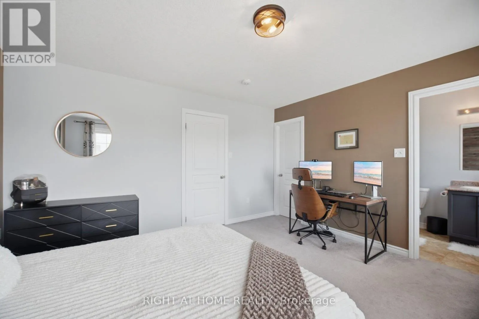73 - 88 DECORSO DRIVE