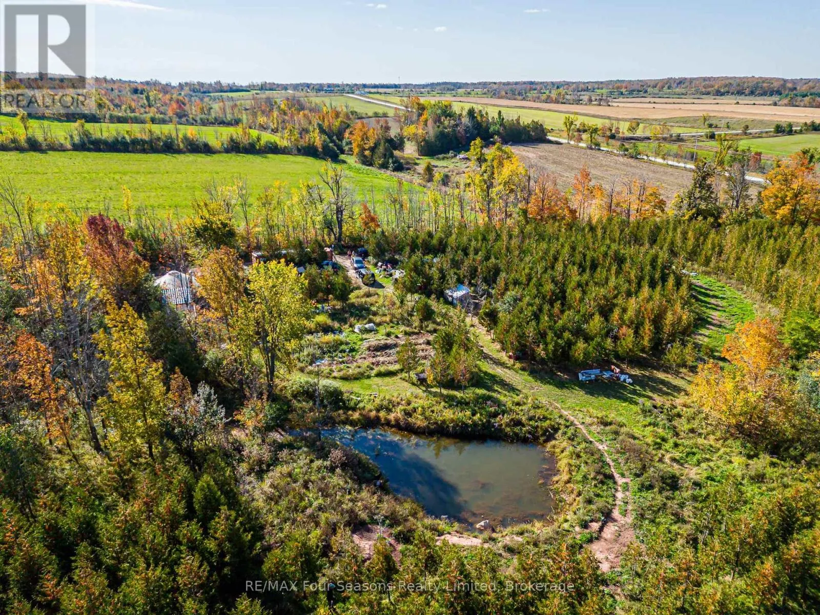 NORTH 1/2 LOT 25 ST VINCENT SYDENHAM TOWNLINE N