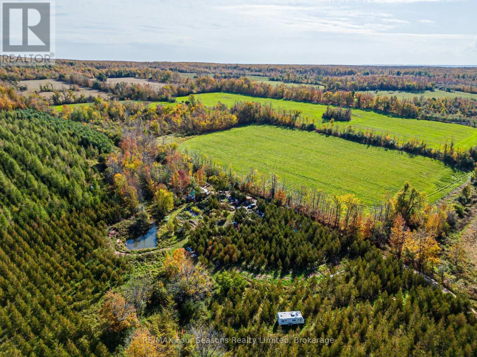 NORTH 1/2 LOT 25 ST VINCENT SYDENHAM TOWNLINE N