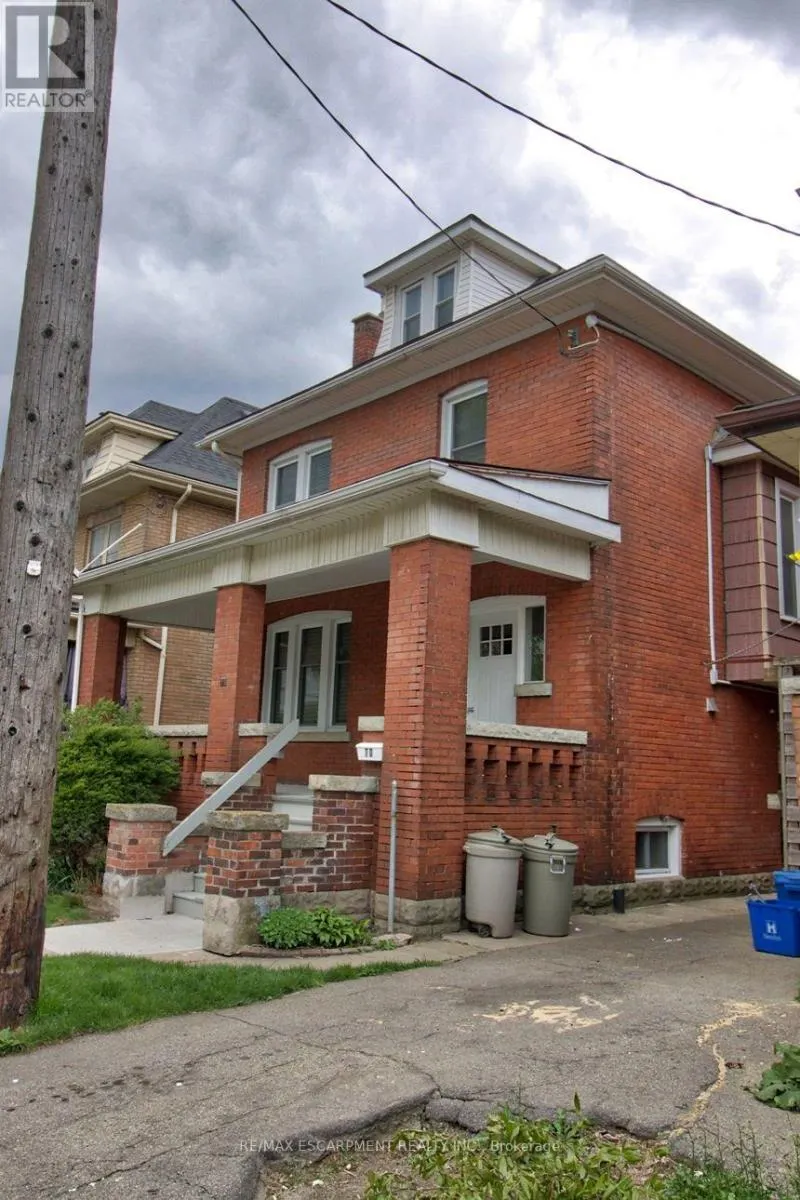 2 - 70 SPADINA AVENUE