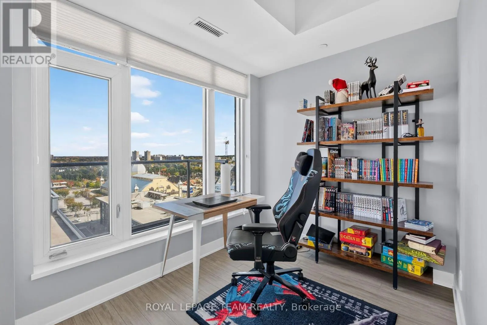 1102 - 118 HOLMWOOD AVENUE