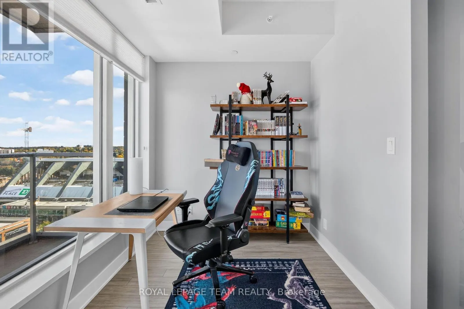 1102 - 118 HOLMWOOD AVENUE