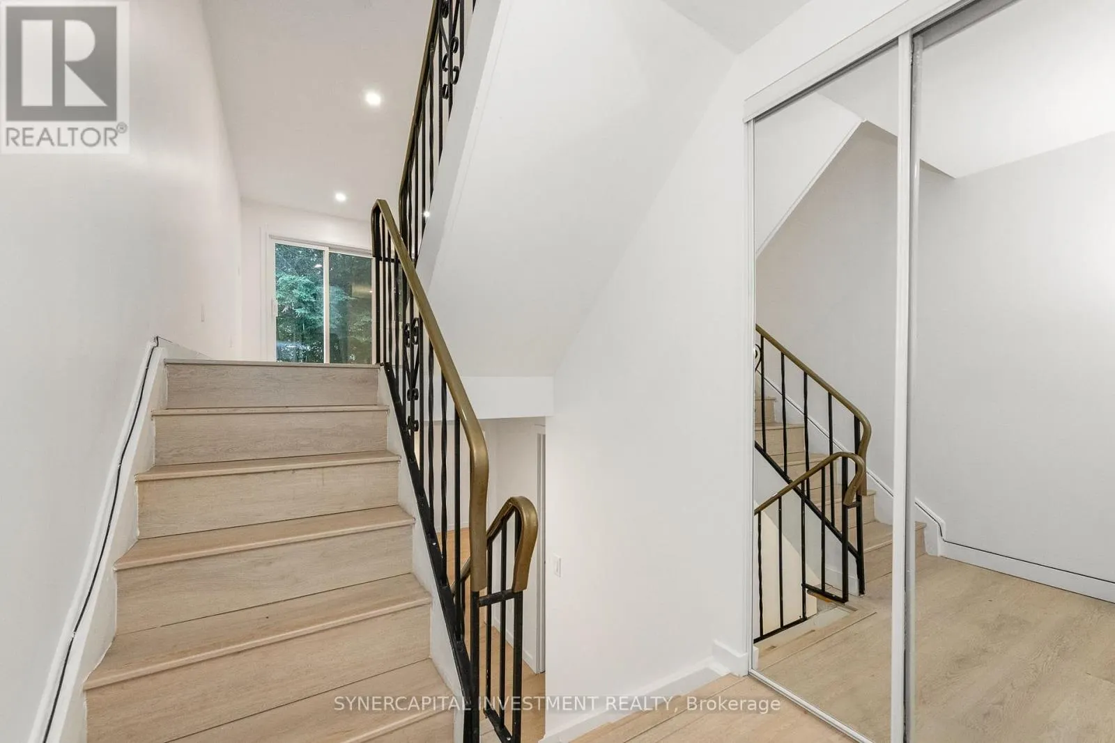 50 TYBALT CRESCENT