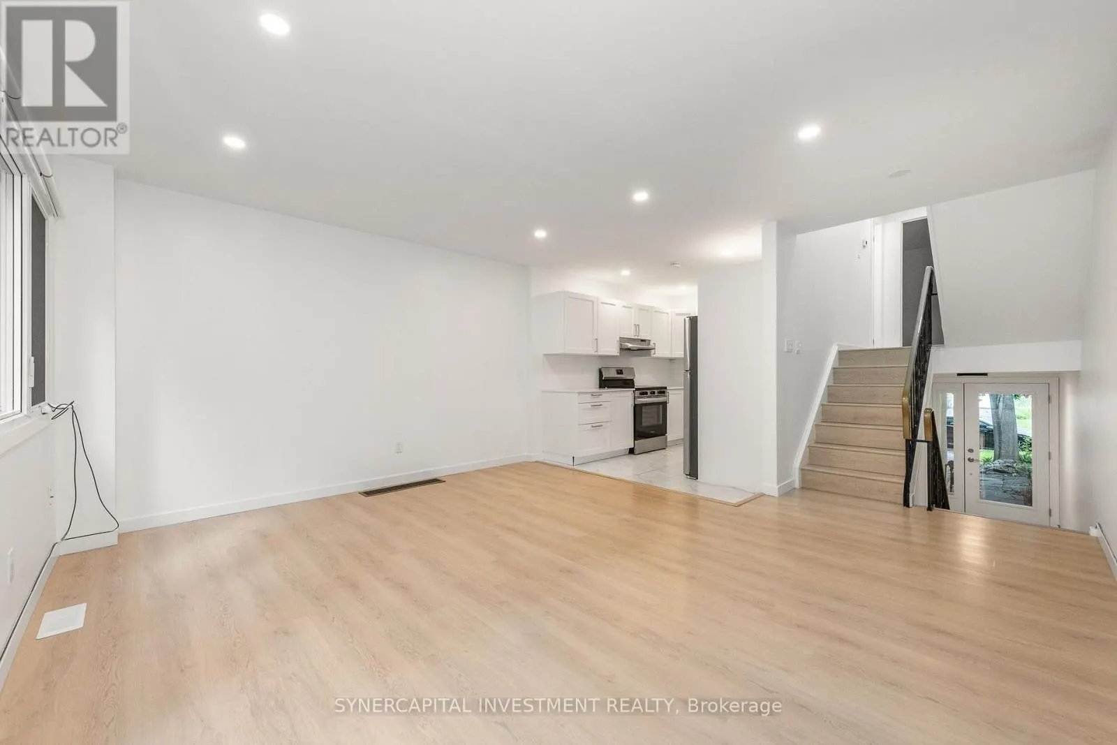 50 TYBALT CRESCENT