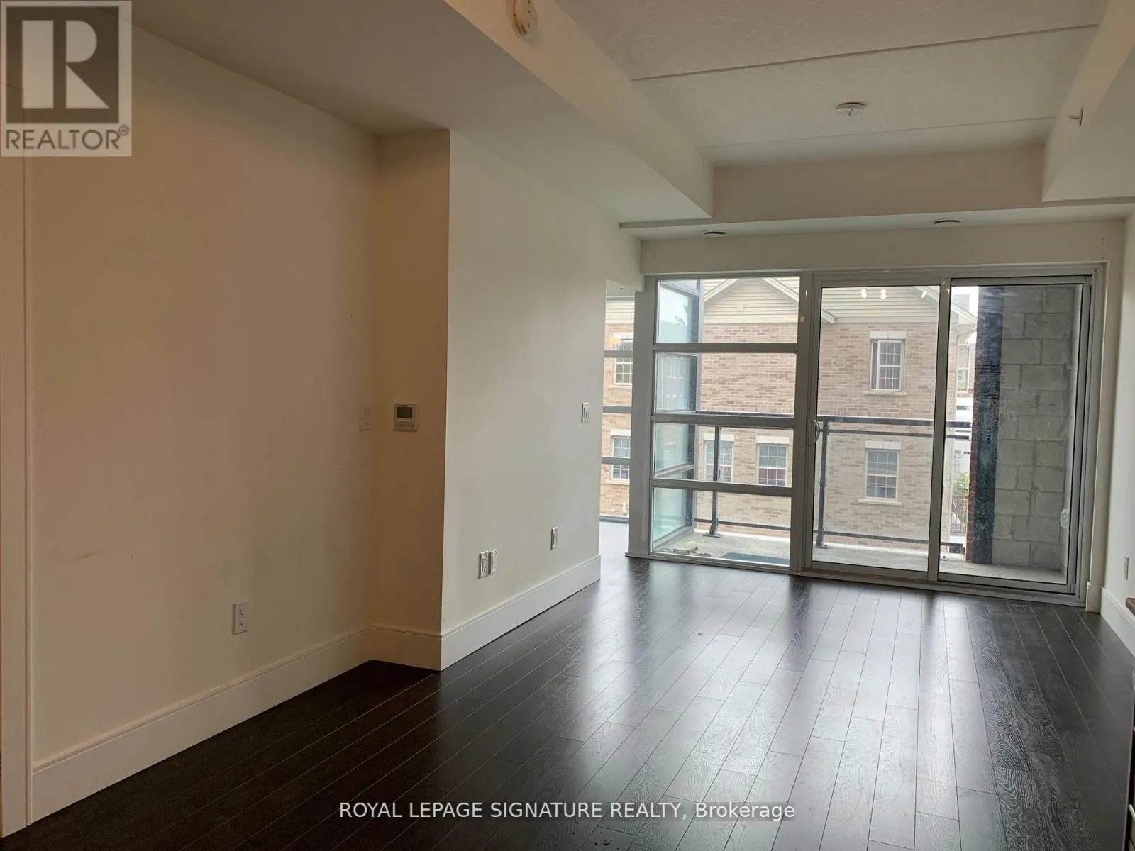 307 - 15 PRINCE ALBERT BOULEVARD