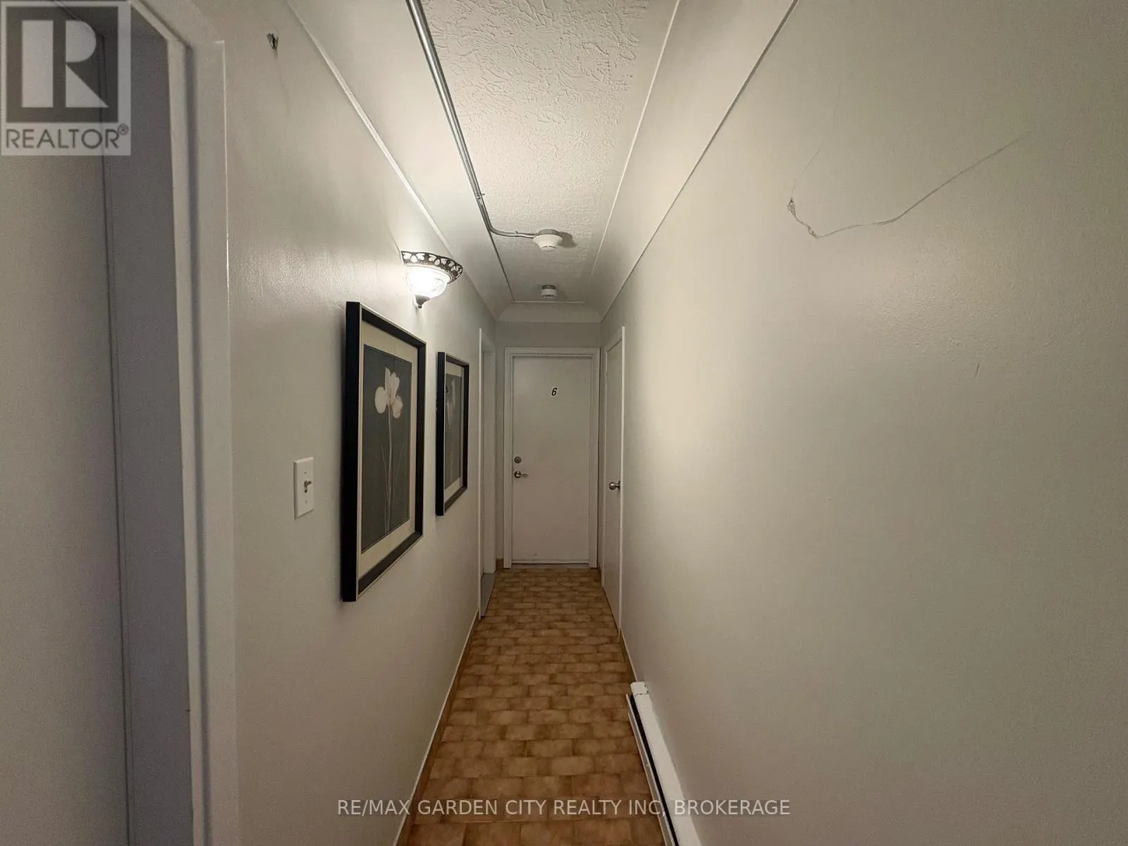 6 - 1419 PELHAM STREET #6