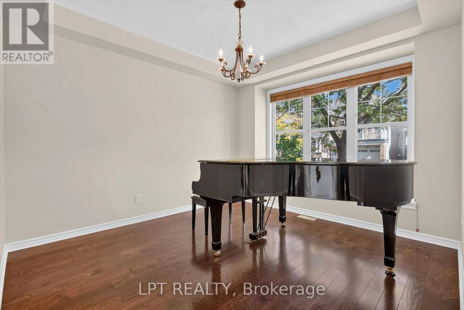 2632 WATERMUSIC BAY CRESCENT