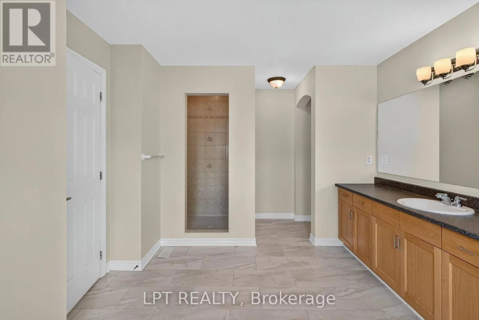 2632 WATERMUSIC BAY CRESCENT