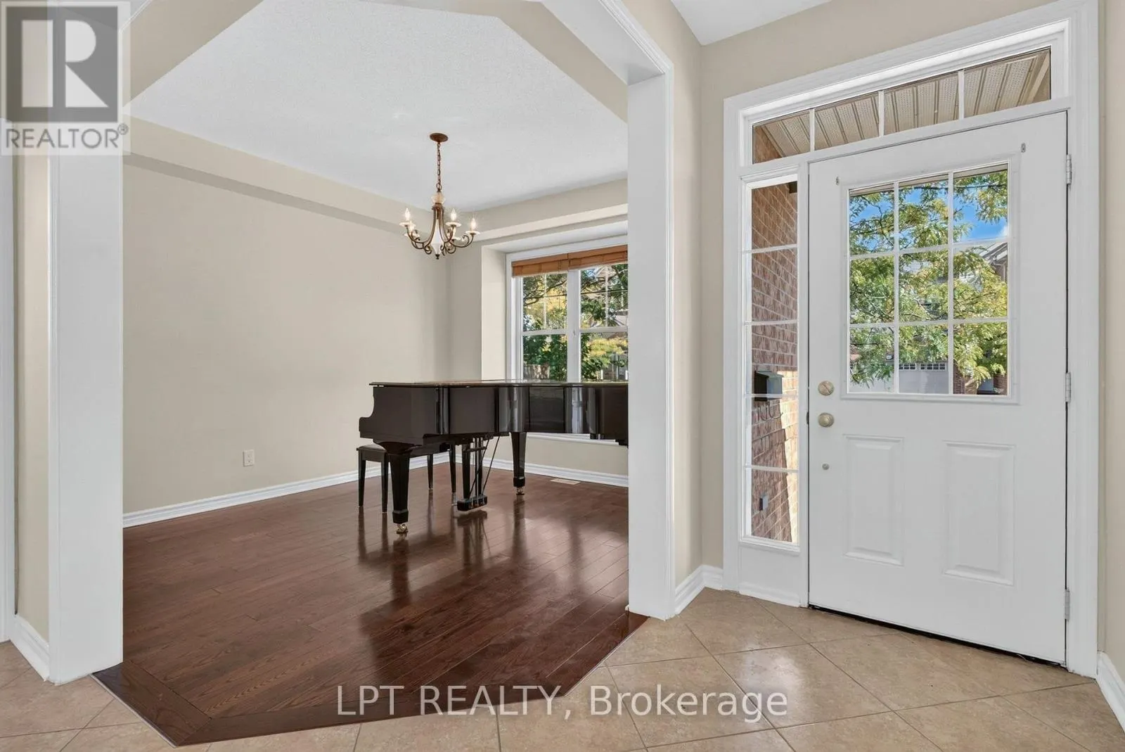 2632 WATERMUSIC BAY CRESCENT