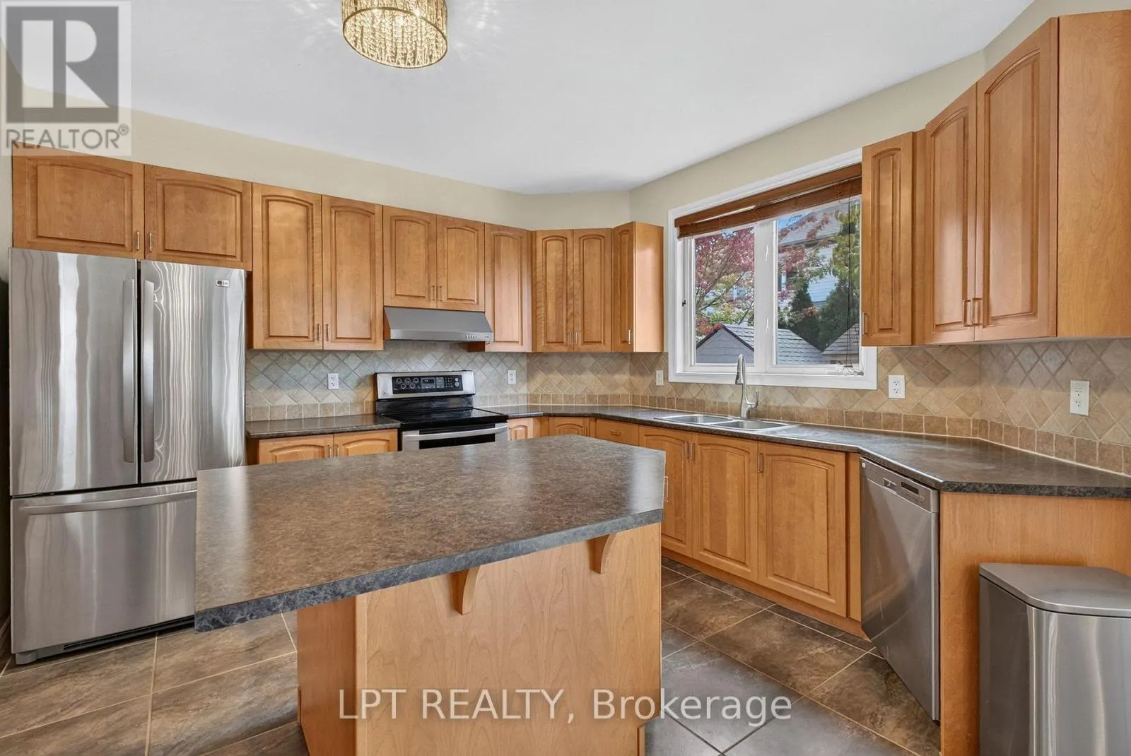 2632 WATERMUSIC BAY CRESCENT