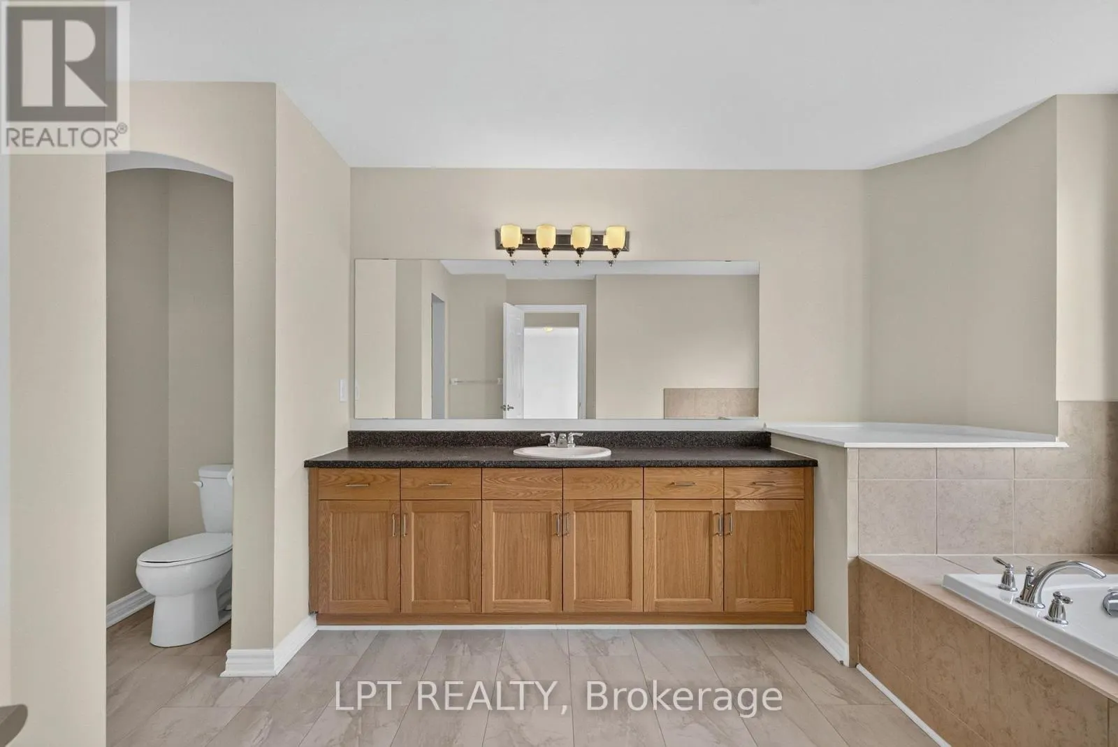 2632 WATERMUSIC BAY CRESCENT